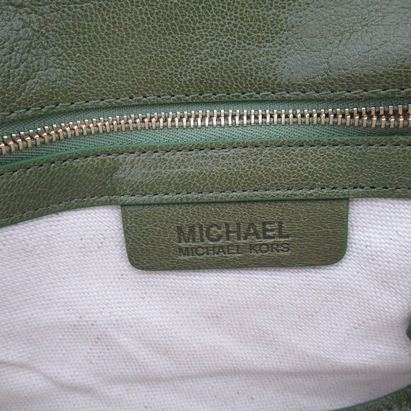 Michael Kors Genuine Leather Rectangular Medium Sz Shoulder Bag Green Gold *Flaw - Picture 13 of 15